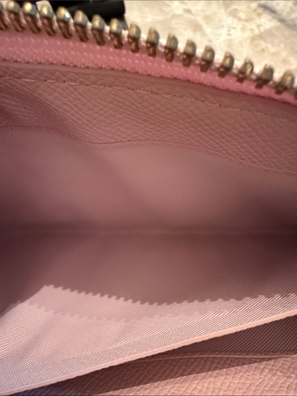 Coach Madison Pink Ruched Leather Zip Around Wallet with Gold Logo EUC - Picture 9 of 16
